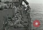 Standbild Alliierter Fallschirmjäger Mittelmeer, 1944, aus Sekunde 25 historischem Filmmaterial Videoclip 65675059416