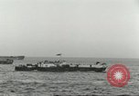 Standbild Alliierter Fallschirmjäger Mittelmeer, 1944, aus Sekunde 58 historischem Filmmaterial Videoclip 65675059416