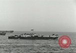 Standbild Alliierter Fallschirmjäger Mittelmeer, 1944, aus Sekunde 61 historischem Filmmaterial Videoclip 65675059416