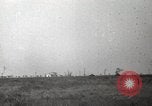 Standbild Alliierte Artilleriefeuer Anzio Italien, 1944, aus Sekunde 5 historischem Filmmaterial Videoclip 65675059417