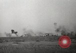 Standbild Alliierte Artilleriefeuer Anzio Italien, 1944, aus Sekunde 25 historischem Filmmaterial Videoclip 65675059417