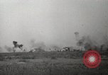Standbild Alliierte Artilleriefeuer Anzio Italien, 1944, aus Sekunde 26 historischem Filmmaterial Videoclip 65675059417