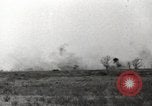 Standbild Alliierte Artilleriefeuer Anzio Italien, 1944, aus Sekunde 36 historischem Filmmaterial Videoclip 65675059417