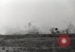 Standbild Alliierte Artilleriefeuer Anzio Italien, 1944, aus Sekunde 37 historischem Filmmaterial Videoclip 65675059417