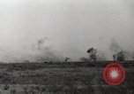 Standbild Alliierte Artilleriefeuer Anzio Italien, 1944, aus Sekunde 45 historischem Filmmaterial Videoclip 65675059417