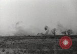 Standbild Alliierte Artilleriefeuer Anzio Italien, 1944, aus Sekunde 52 historischem Filmmaterial Videoclip 65675059417