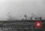 Standbild Alliierte Artilleriefeuer Anzio Italien, 1944, aus Sekunde 55 historischem Filmmaterial Videoclip 65675059417