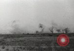 Standbild Alliierte Artilleriefeuer Anzio Italien, 1944, aus Sekunde 56 historischem Filmmaterial Videoclip 65675059417