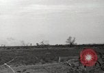 Standbild Alliierte Artilleriefeuer Anzio Italien, 1944, aus Sekunde 62 historischem Filmmaterial Videoclip 65675059417