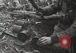 Standbild alliierten Soldaten Anzio Italien, 1944, aus Sekunde 14 historischem Filmmaterial Videoclip 65675059418