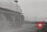Standbild M4 Tanks Anzio Italien, 1944, aus Sekunde 35 historischem Filmmaterial Videoclip 65675059419