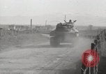 Standbild M4 Tanks Anzio Italien, 1944, aus Sekunde 50 historischem Filmmaterial Videoclip 65675059419