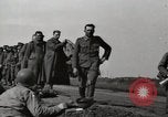 Standbild deutschen Gefangenen Anzio Italien, 1944, aus Sekunde 4 historischem Filmmaterial Videoclip 65675059420