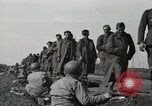 Standbild deutschen Gefangenen Anzio Italien, 1944, aus Sekunde 18 historischem Filmmaterial Videoclip 65675059420