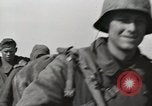 Standbild deutschen Gefangenen Anzio Italien, 1944, aus Sekunde 21 historischem Filmmaterial Videoclip 65675059420