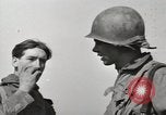 Standbild deutschen Gefangenen Anzio Italien, 1944, aus Sekunde 35 historischem Filmmaterial Videoclip 65675059420
