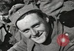 Standbild deutschen Gefangenen Anzio Italien, 1944, aus Sekunde 46 historischem Filmmaterial Videoclip 65675059420