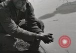 Standbild deutschen Gefangenen Anzio Italien, 1944, aus Sekunde 56 historischem Filmmaterial Videoclip 65675059420
