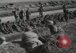 Standbild deutschen Gefangenen Anzio Italien, 1944, aus Sekunde 62 historischem Filmmaterial Videoclip 65675059420