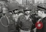 Immagine di Ottantaduesima AirBorne Division homecoming parade New York City USA, 1946, secondo 9 filmato di repertorio 65675059429