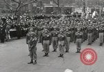 Immagine di Ottantaduesima AirBorne Division homecoming parade New York City USA, 1946, secondo 17 filmato di repertorio 65675059429