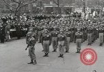 Immagine di Ottantaduesima AirBorne Division homecoming parade New York City USA, 1946, secondo 19 filmato di repertorio 65675059429