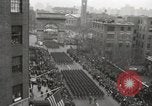 Immagine di Ottantaduesima AirBorne Division homecoming parade New York City USA, 1946, secondo 39 filmato di repertorio 65675059429