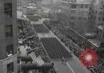 Immagine di Ottantaduesima AirBorne Division homecoming parade New York City USA, 1946, secondo 42 filmato di repertorio 65675059429