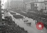 Immagine di Ottantaduesima AirBorne Division homecoming parade New York City USA, 1946, secondo 52 filmato di repertorio 65675059429