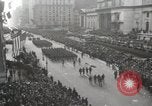 Immagine di Ottantaduesima AirBorne Division homecoming parade New York City USA, 1946, secondo 53 filmato di repertorio 65675059429
