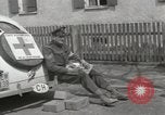 Image des soldats alliés Moosburg Allemagne, 1945, de la seconde 42 séquences d'archives historiques vidéo 65675059433