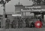 Image German POW camp Stalag VII-A Moosburg Allemagne Bavière, 1945, de la seconde 18 séquences d'archives historiques vidéo 65675059434