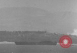 Standbild shell Burst Italien, 1943, aus Sekunde 3 historischem Filmmaterial Videoclip 65675059451