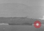 Standbild shell Burst Italien, 1943, aus Sekunde 4 historischem Filmmaterial Videoclip 65675059451