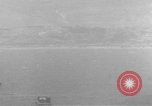 Standbild shell Burst Italien, 1943, aus Sekunde 25 historischem Filmmaterial Videoclip 65675059451