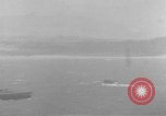 Standbild shell Burst Italien, 1943, aus Sekunde 34 historischem Filmmaterial Videoclip 65675059451