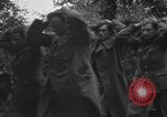 Image Des prisonniers allemands Normandie France, 1944, de la seconde 27 séquences d'archives historiques vidéo 65675059454