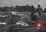 Immagine di American temporaneo Laurent cimitero in Francia Normandia Francia, 1944, secondo 50 filmato di repertorio 65675059457