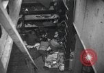 Standbild amerikanische Soldaten im Englischen Kanal, 1944, aus Sekunde 9 historischem Filmmaterial Videoclip 65675059458