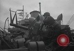 Standbild amerikanische Soldaten im Englischen Kanal, 1944, aus Sekunde 42 historischem Filmmaterial Videoclip 65675059458