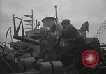 Standbild amerikanische Soldaten im Englischen Kanal, 1944, aus Sekunde 48 historischem Filmmaterial Videoclip 65675059458