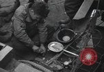 Immagine di Soldati americani Canale in inglese, 1944, secondo 50 filmato di repertorio 65675059459