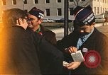Standbild Militärs Protest Krieg in Vietnam Washington DC USA, 1969, aus Sekunde 11 historischem Filmmaterial Videoclip 65675059483