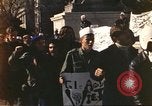 Standbild Militärs Protest Krieg in Vietnam Washington DC USA, 1969, aus Sekunde 60 historischem Filmmaterial Videoclip 65675059483