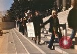 Standbild militärischen Mitglieder protestieren gegen Krieg in Vietnam Washington DC USA, 1969, aus Sekunde 18 historischem Filmmaterial Videoclip 65675059484