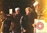 Standbild militärischen Mitglieder protestieren gegen Krieg in Vietnam Washington DC USA, 1969, aus Sekunde 34 historischem Filmmaterial Videoclip 65675059484