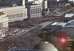 Standbild Marsch gegen den Krieg in Vietnam Washington DC USA, 1969, aus Sekunde 19 historischem Filmmaterial Videoclip 65675059488