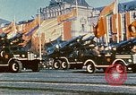 Standbild armor Parade Moskau Russland Sowjetunion, 1974, aus Sekunde 52 historischem Filmmaterial Videoclip 65675059489