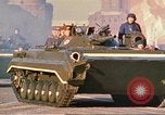 Standbild armor Parade Moskau Russland Sowjetunion, 1974, aus Sekunde 11 historischem Filmmaterial Videoclip 65675059490