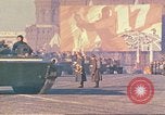 Standbild armor Parade Moskau Russland Sowjetunion, 1974, aus Sekunde 18 historischem Filmmaterial Videoclip 65675059490
